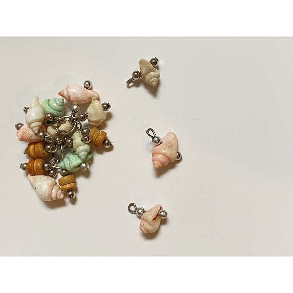 Multicolor Real Seashell Charms for DIY - Picture 6 of 6